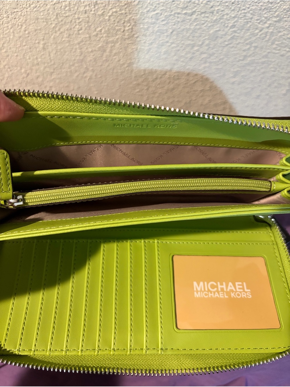Michael Kors Thompson Lime Satchel Continental Wallet SET NWT - Picture 15 of 15